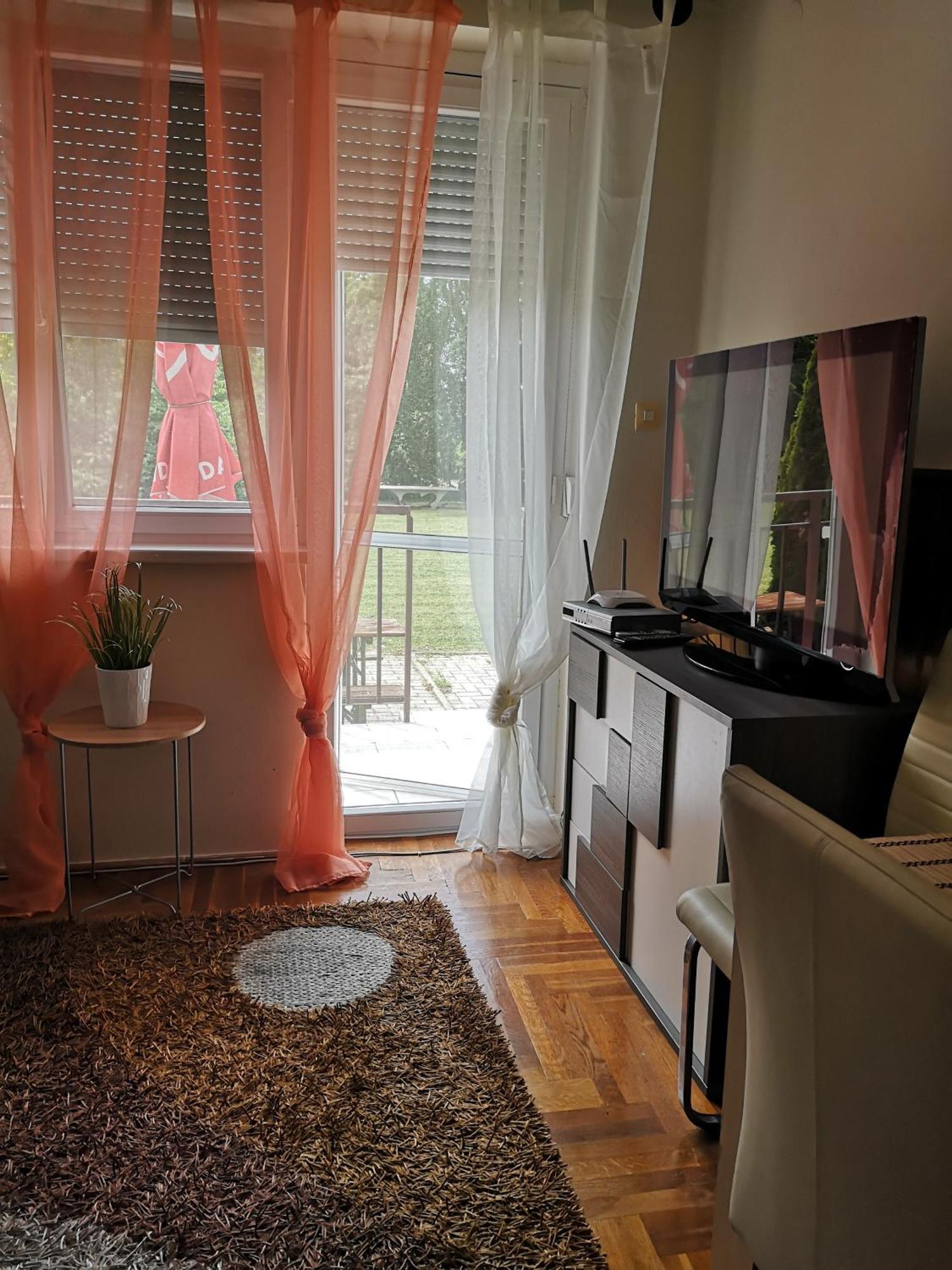 Dorka Apartman Вонярцвашхедь Экстерьер фото